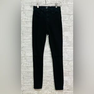 BDG Twig High Rise Distressed Skinny Jeans, Black, Size 25 waist 28” inseam